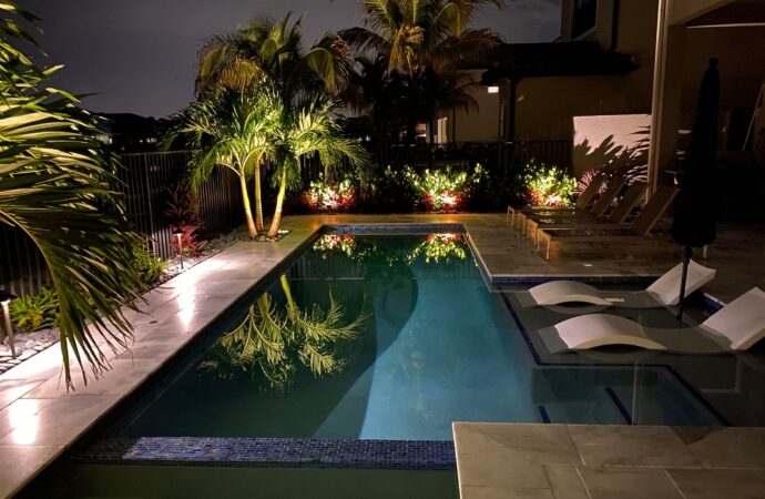 Accent lights Services-Hardscape Contractors of Jupiter