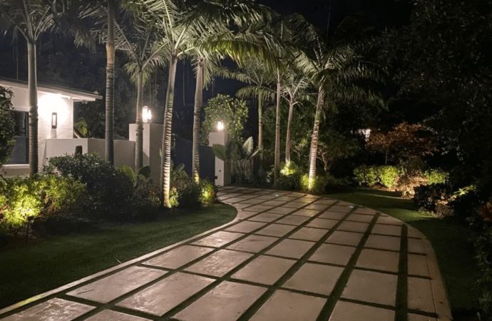 Low voltage lighting Services-Hardscape Contractors of Jupiter